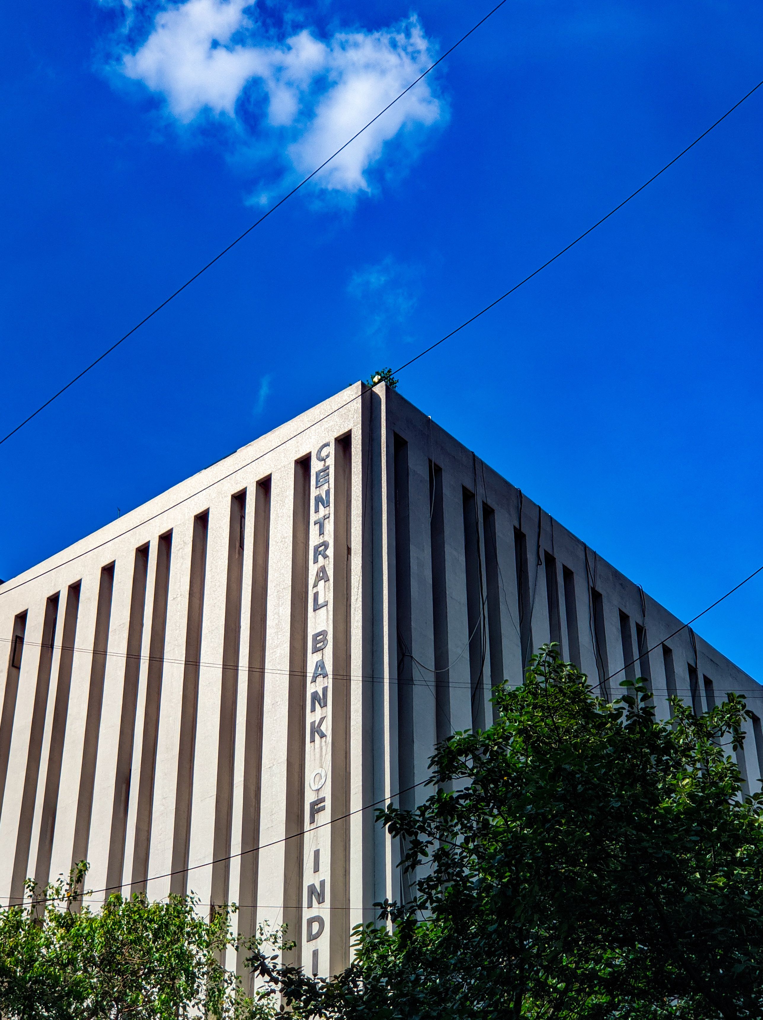 Banks & Insurance